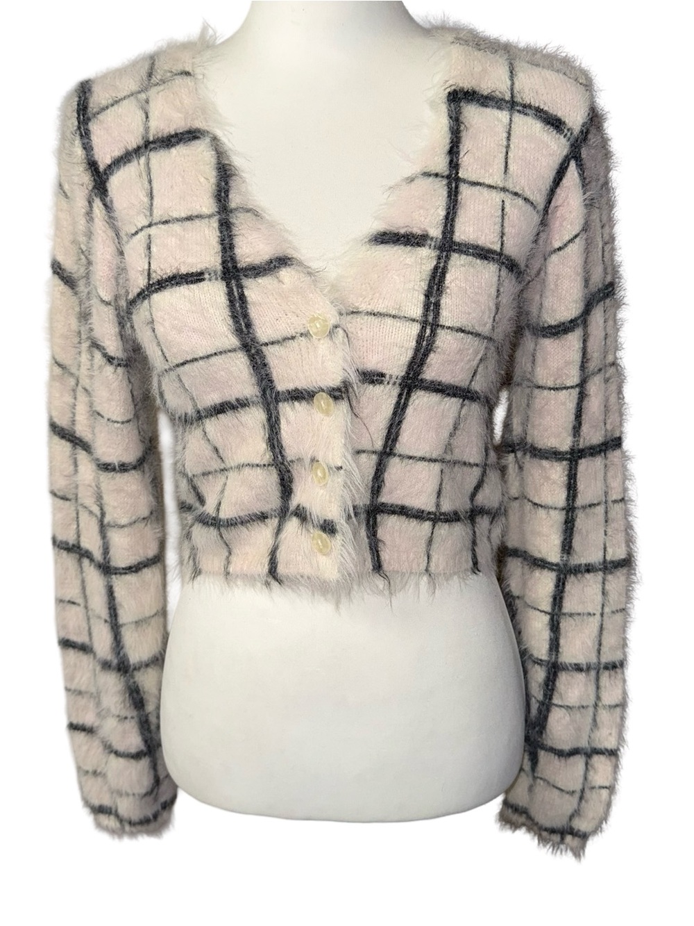 Urban Outfitters UO Cher Fuzzy Plaid Cropped Cardigan women’s sz Medium